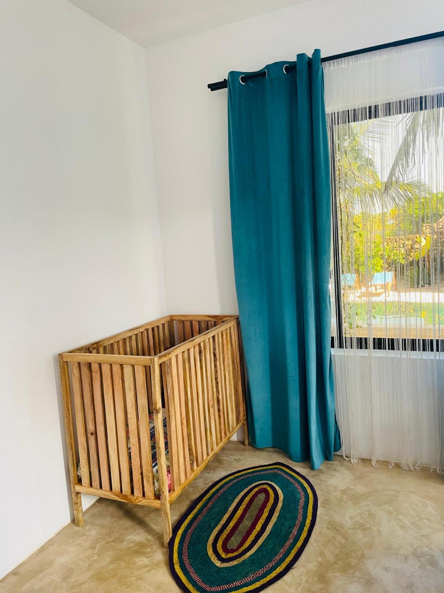 Sand Beach Boutique Apartments 브웨주 외부 사진