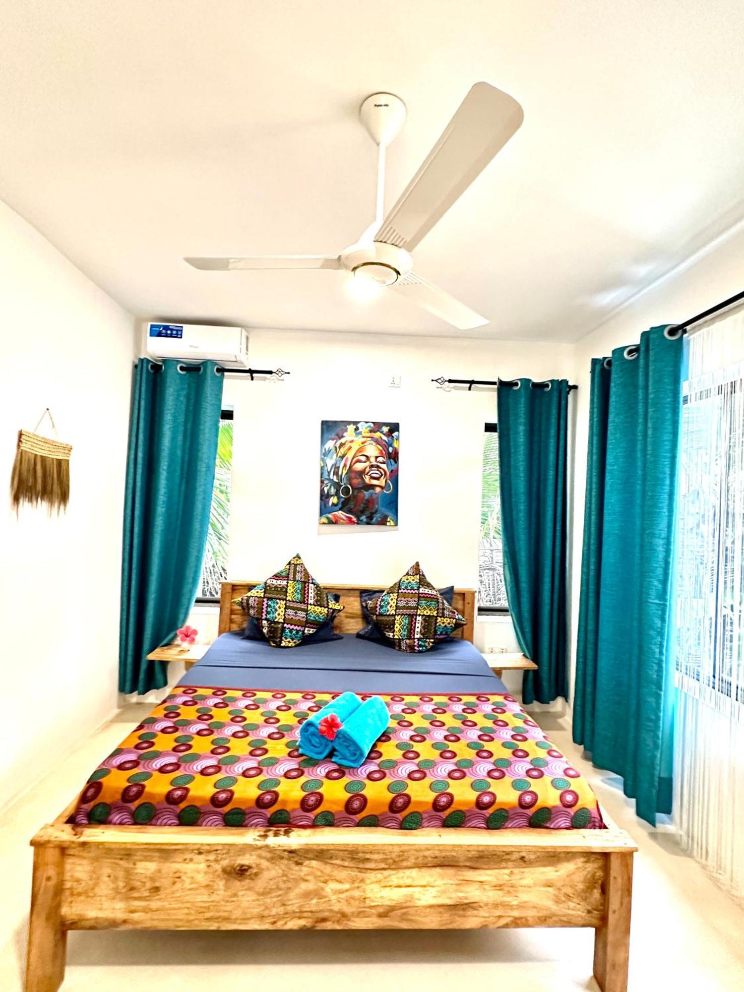 Sand Beach Boutique Apartments 브웨주 외부 사진
