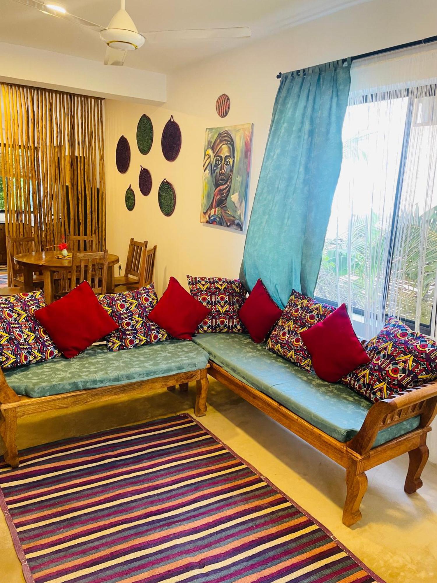 Sand Beach Boutique Apartments 브웨주 외부 사진